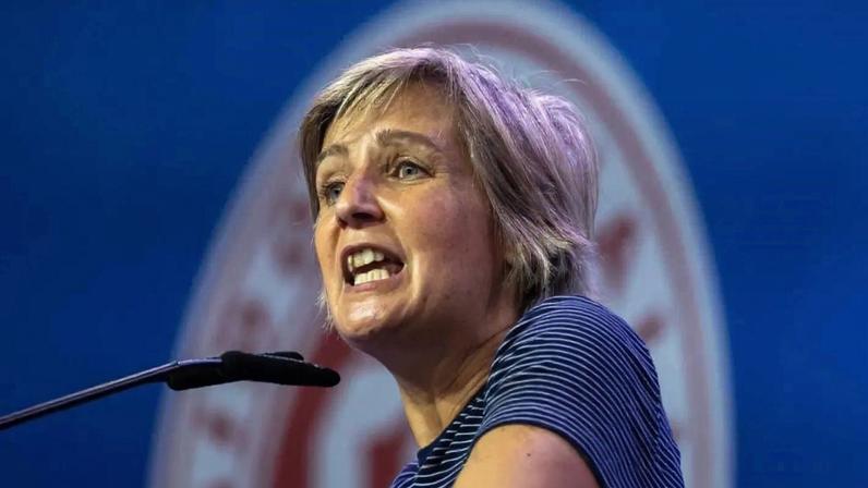 Ex-ministra afirma ter pedido serviços mínimos na greve às horas extras do INEM