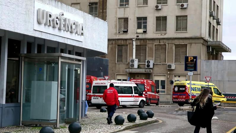Quatro urgências hospitalares fechadas hoje