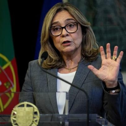 Hospital de Santo António recorre a ministra para isentar médico de registo de ponto