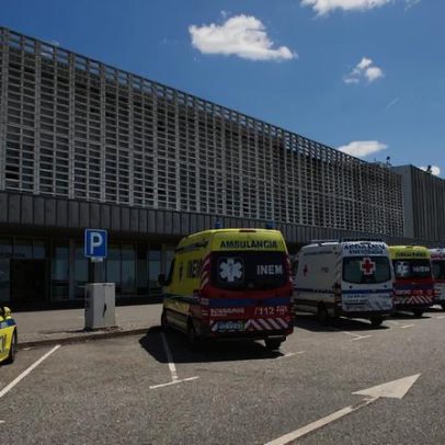 Choque com camião resulta em motociclista gravemente ferido