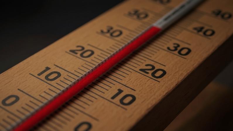 Portugal enfrenta risco elevado de radiação UV e temperaturas de 30°C