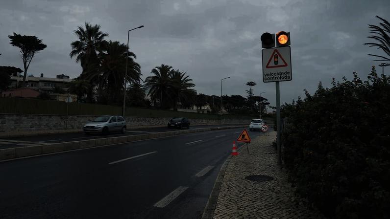 Avenida Marginal, no sentido Cascais-Lisboa