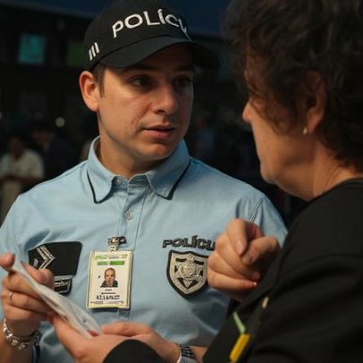 Detida no aeroporto de Faro com passaporte de outra pessoa