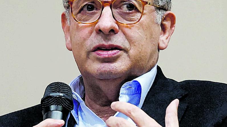 Seguro vai insistir no diálogo sobre lei laboral até ao fim, nega pressão