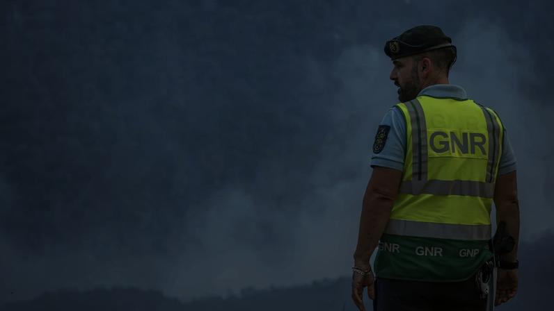 GNR durante fiscalização após combate a incêndio