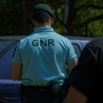 Detido com droga em moto fica impedido de ir ao Monte de Caparica
