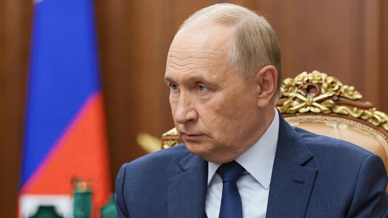 Putin disponível para mediar conflito em reunião com homólogo iraniano