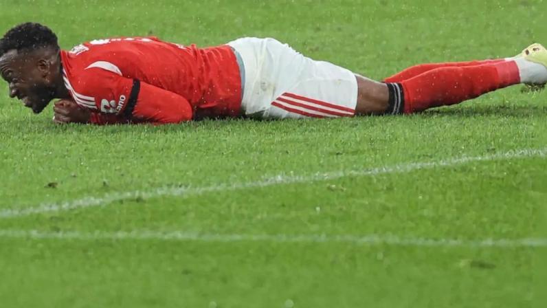 Mourinho impõe decisão sobre Lukebakio à frente do plantel