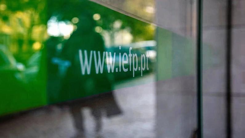 Sete em cada dez candidaturas aprovadas para apoios ao regresso de emigrantes