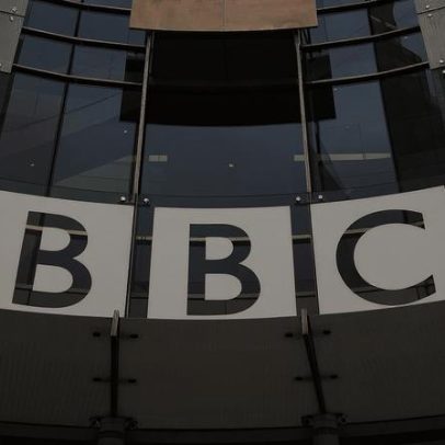 BBC anuncia corte de 10% de empregos, até 2 mil postos em três anos