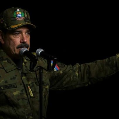 Acadêmicos venezuelanos exigem eleições antecipadas para a sucessão de Maduro