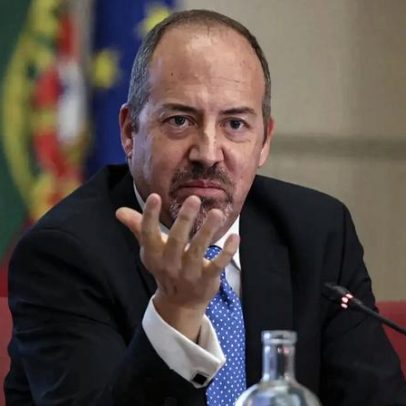 Governador do Banco de Portugal desfez-se de ações que comprou já no cargo