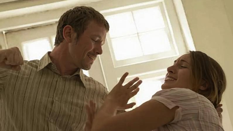 Detido por agredir a namorada com pontapé na cabeça em Cascais