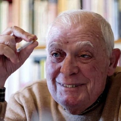 Freguesia de Benfica entrega Chave de Honra à família de António Lobo Antunes