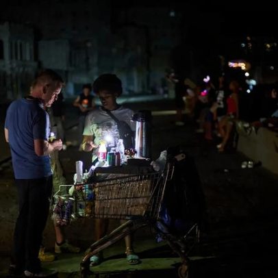 Rússia mantém apoio a Cuba após entrega de 730 mil barris de petróleo