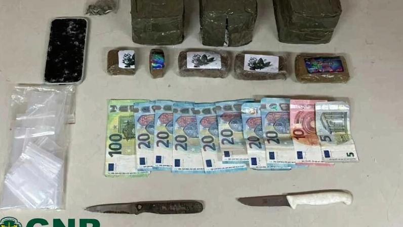 Homem de 30 detido por tráfico de estupefacientes em Santa Maria da Feira