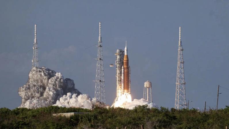 Menu dos astronautas da Artemis: salsichas, sidra ou cajus