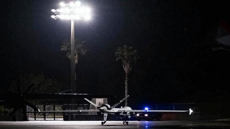 Base das Lajes recebe pela segunda noite um drone MQ-9 Reaper dos EUA