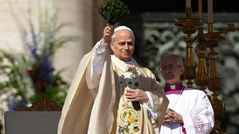 Papa afirma estar mais próximo do que nunca do povo libanês