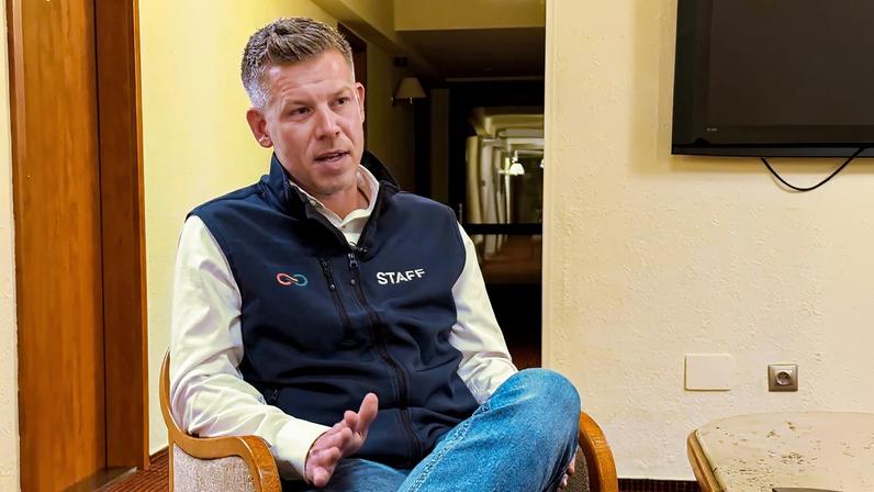 Oposição avisa Orbán que não poderá impedir legislativas na Hungria