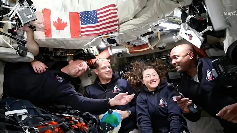 Artemis II termina com o regresso dos astronautas à Terra