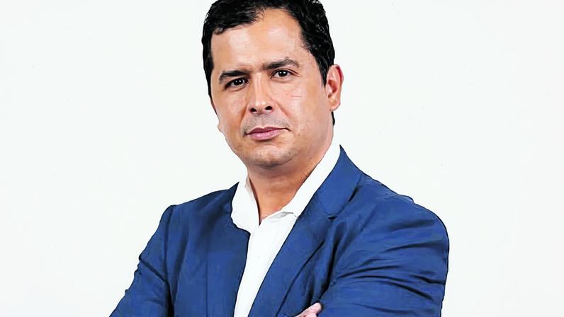 Médico sob investigação por mostrar nado-morto nas redes sociais