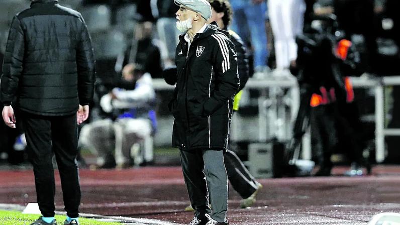 Álvaro Pacheco no jogo de segunda-feira, em Rio Maior