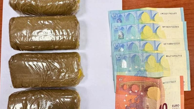 GNR apreende resina de canábis e detém homem no Seixal