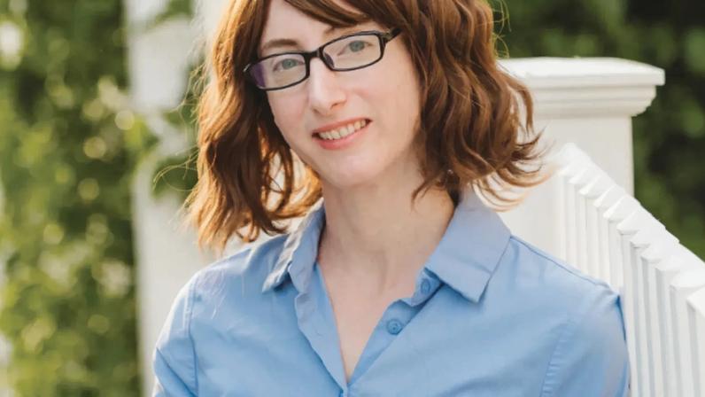 Freida McFadden revela verdadeiro nome: Sara Cohen