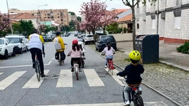 Alunos do 1.º ciclo de Matosinhos podem ir para a escola de bicicleta