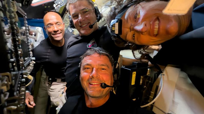 Primeiros relatos dos astronautas da Artemis II sobre a missão