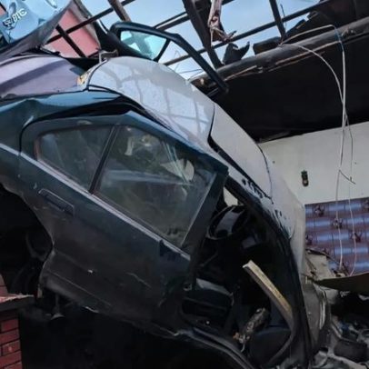 Carro despista-se em ribanceira no IC8 e embate em casa em Pombal