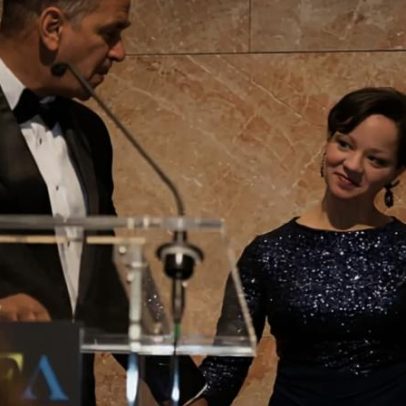 Político norte-americano mata a esposa a tiro e comete suicídio