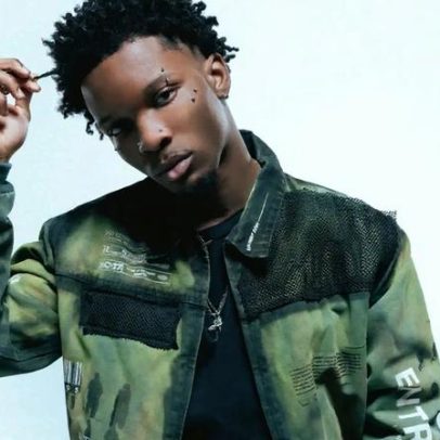 Cantor D4vid detido suspeito de matar jovem de 14 anos encontrada em Tesla