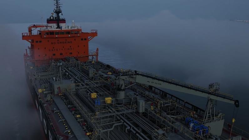 Irã abre Ormuz e petróleo cai 10%