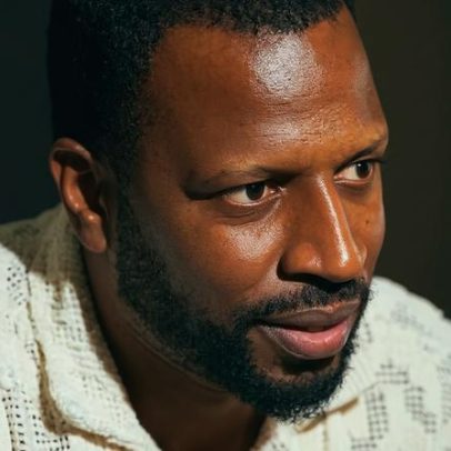 Dino D'Santiago está de luto; cores juntam-se no céu