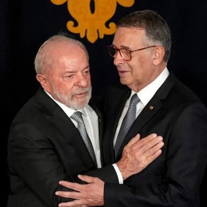 Seguro e Lula reunidos à mesa com bacalhau como prato principal