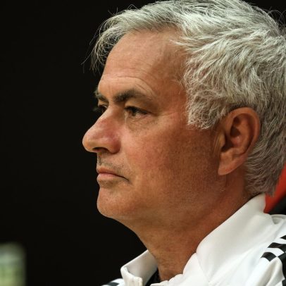 Mourinho afirma que Benfica só fica em 2.º se vencer os quatro jogos