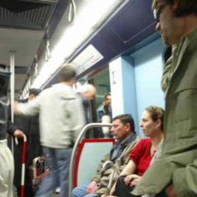 Persegue ladrão no Metro e recupera telemóvel roubado