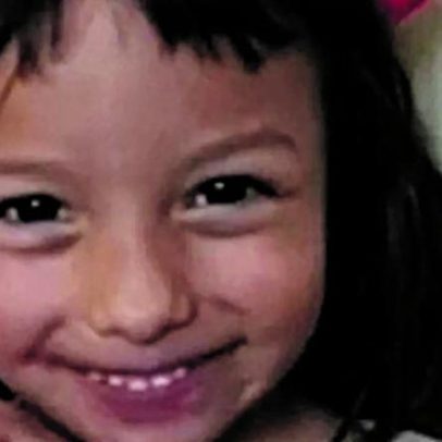 Menina de 5 anos é enterrada viva pela mãe e padrasto no Brasil
