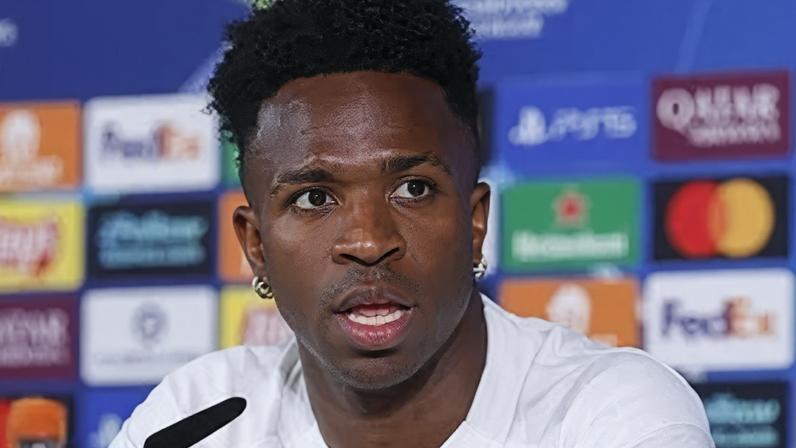 Vinícius Júnior na conferência de antevisão ao Real Madrid-Bayern