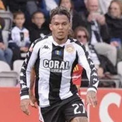 Gabriel Veron fica fora e Nacional já tem baixa certa frente ao Benfica