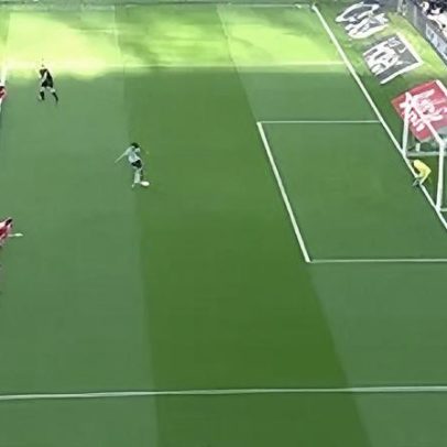 Luis Suárez pede desculpa aos adeptos pelo penálti falhado