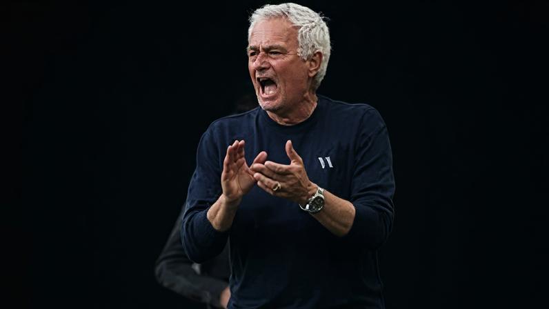 Proibido falhar agora: José Mourinho quer agarrar a Champions e aperta com o plantel