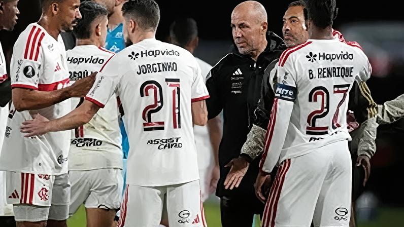 Visita de Jardim à Argentina: expulsão, empate e lesão de craque