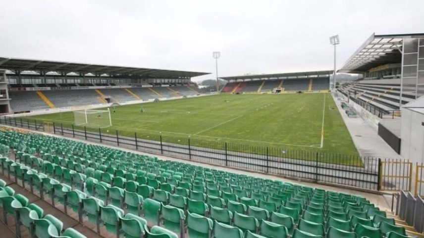 Sócios aprovam entrada de investidor brasileiro na SAD do P. Ferreira