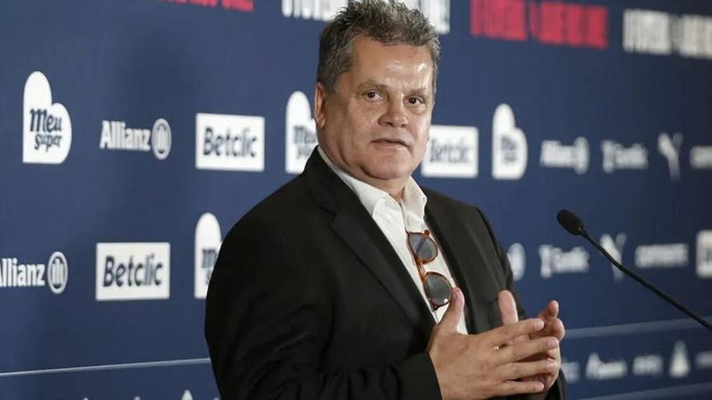 Nacional protesta contra a Liga