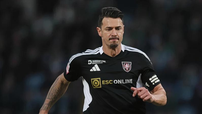 José Fonte pode ser opção para o encontro frente ao Tondela