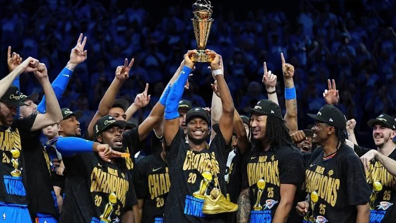 Terminou a fase regular da NBA: Playoffs começam no sábado e OKC defende o título