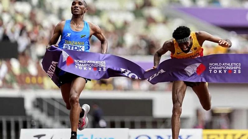 Alphonce Simbu e Iliass Aouani